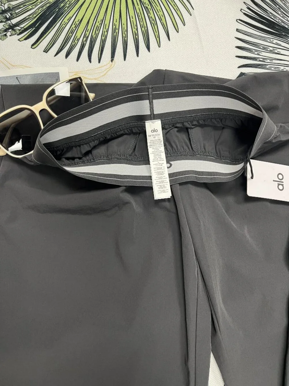 📜ALO Yoga Suit Up Trouser Dark Grey (Regular) 🗃Create a cool girl style